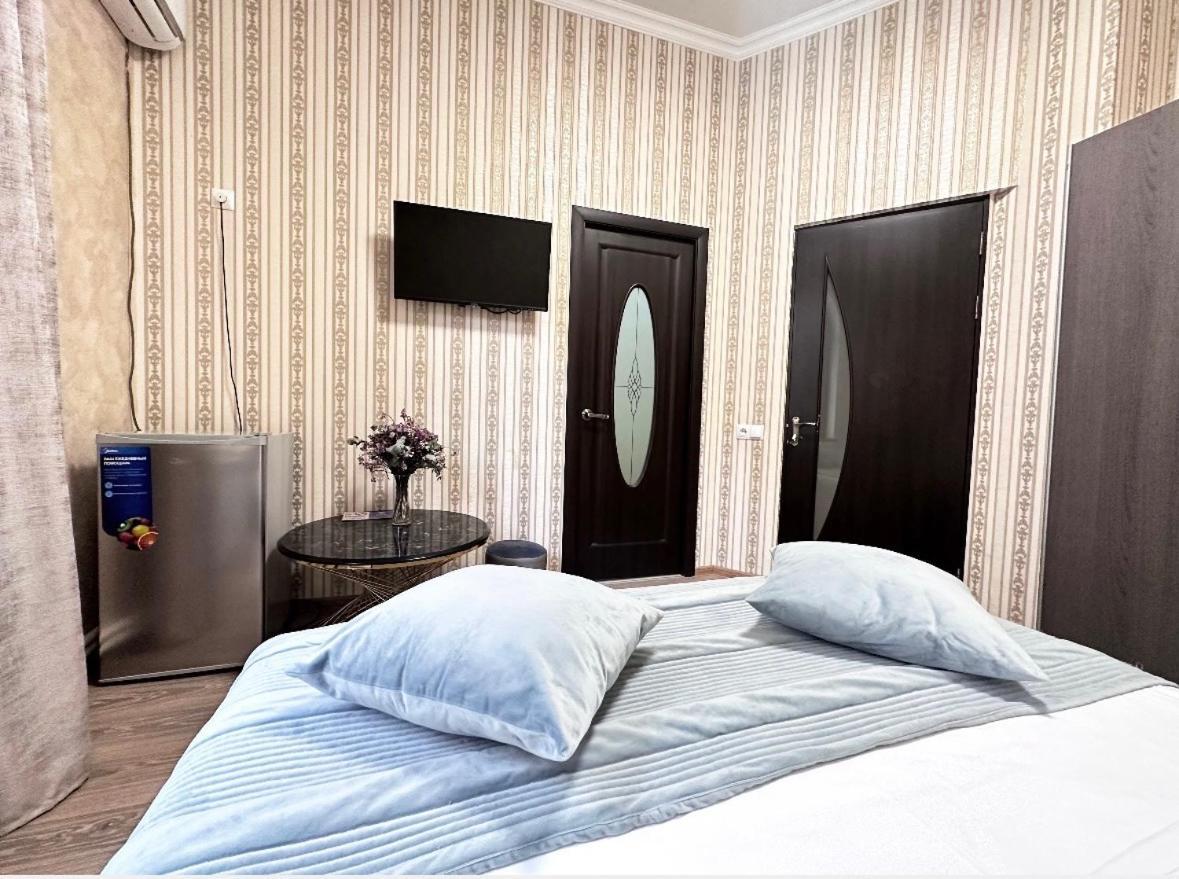Yerevan Hotel ภายนอก รูปภาพ