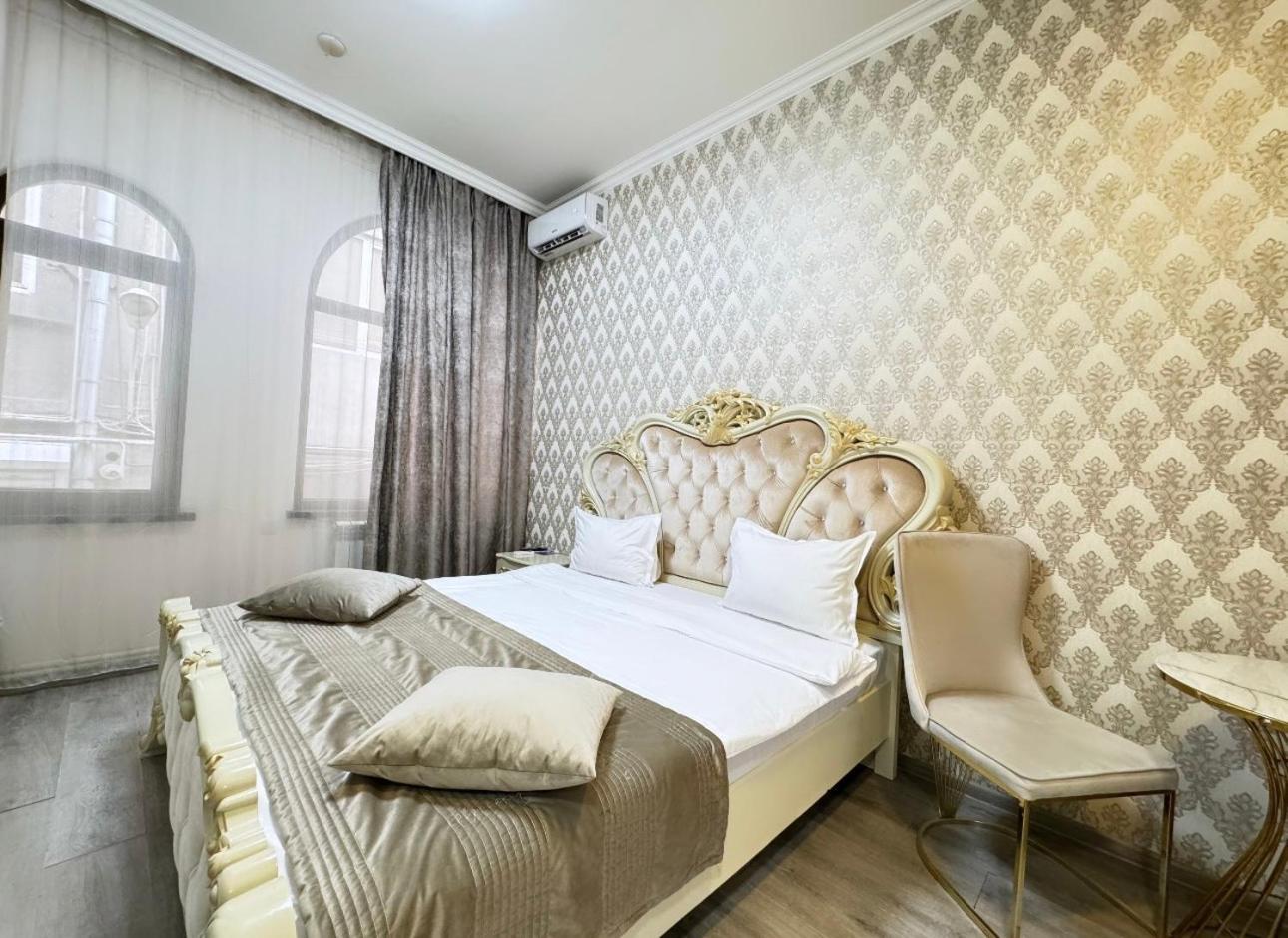 Yerevan Hotel ภายนอก รูปภาพ