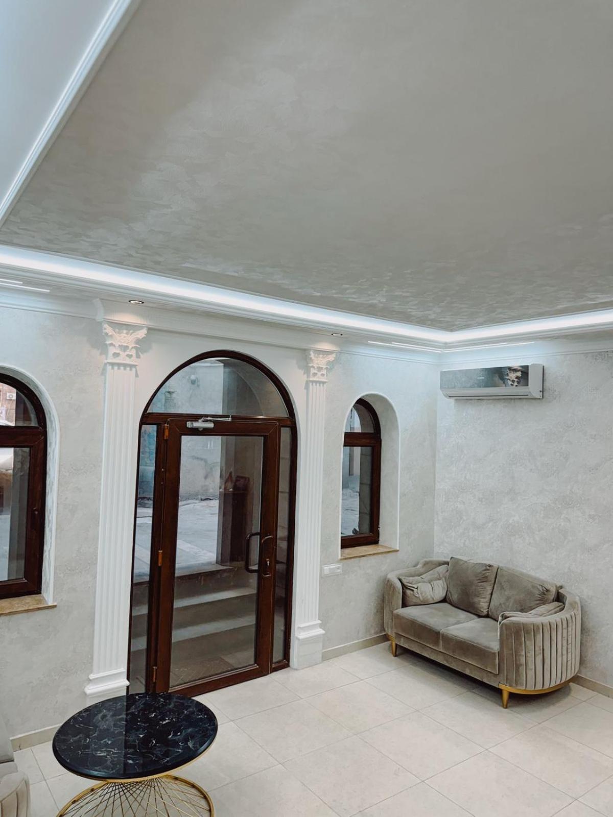 Yerevan Hotel ภายนอก รูปภาพ